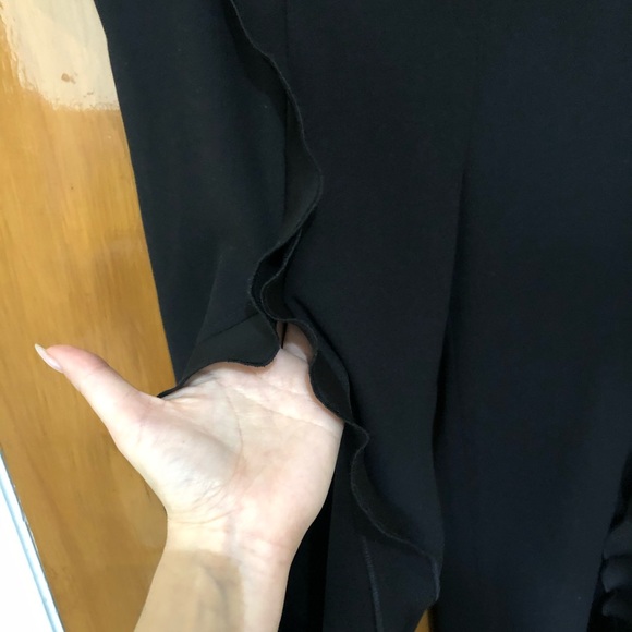 MARCIANO Black Dress Pants, Slit, Ruffled, Size 2 - Picture 3 of 3